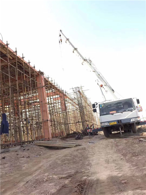 陵水县25 吨、50 吨吊车怎么选？多大重量 / 半径适合对应车型？